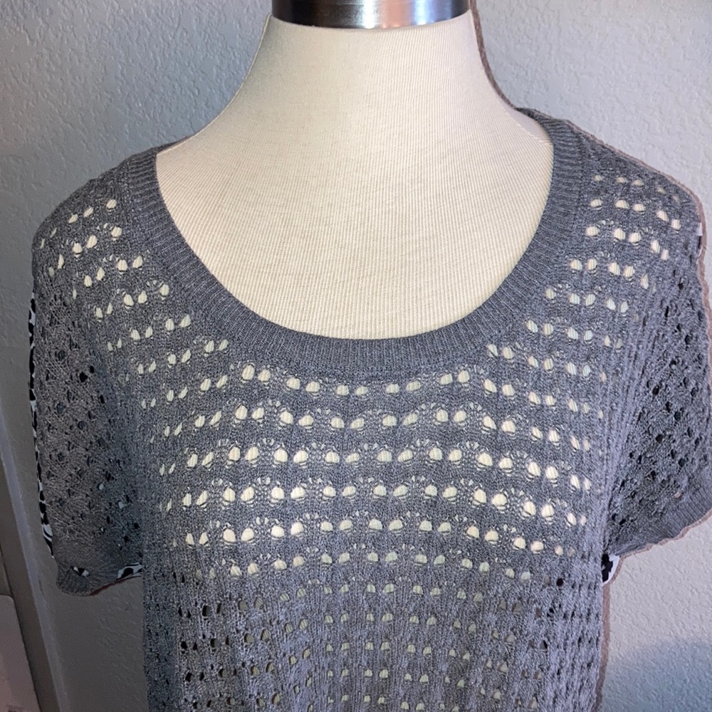 Leopard Back Top - Picture 2 of 4